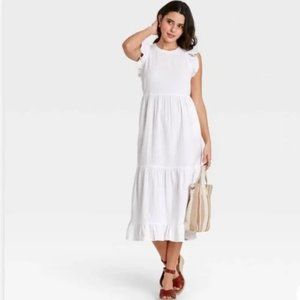 Universal thread white maxi dress.